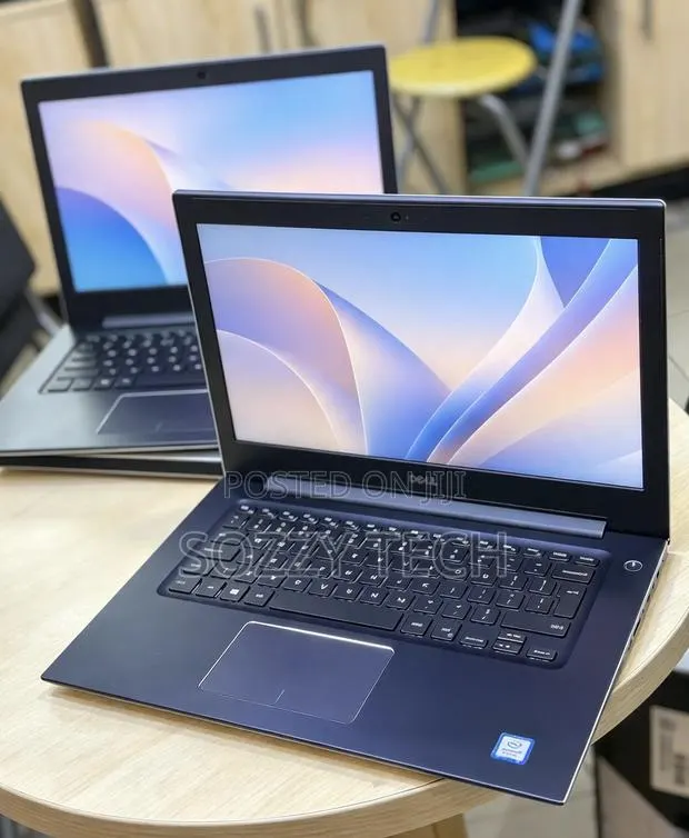 Laptop Dell Vostro 14 5471 8GB Intel Core i5 SSD 256GB · Photo 1