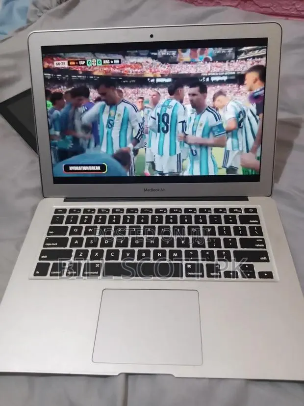 Laptop Apple MacBook 2015 8GB Intel Core i5 SSD 256GB · Photo 1