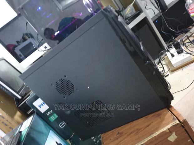 Desktop Computer Asus 12GB Intel Core I7 HDD 1T · Photo 2