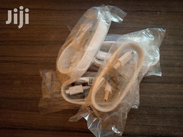 USB Charger · Photo 3