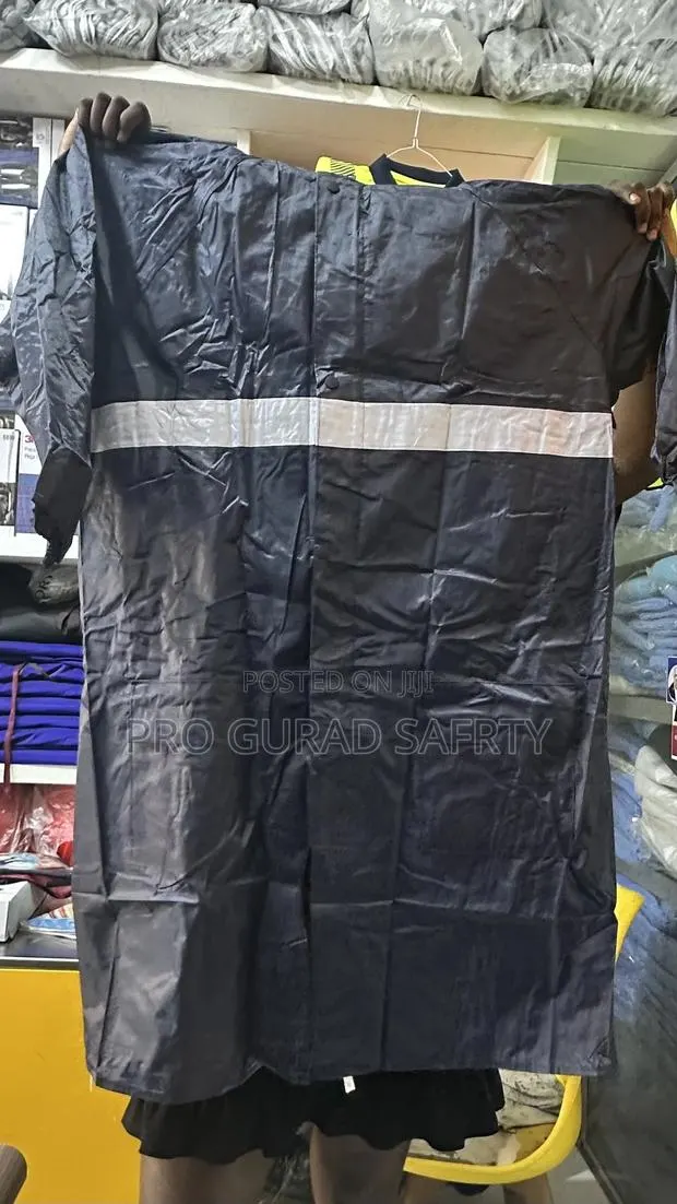 Safety Raincoat · Photo 1