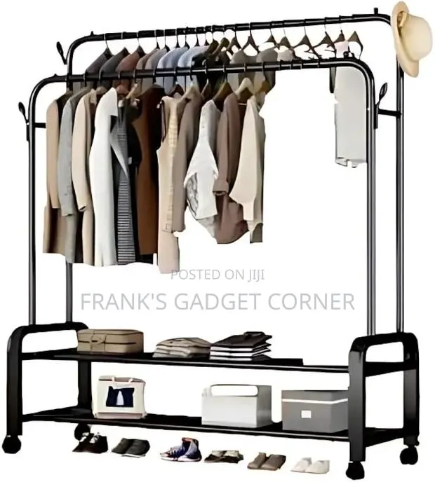Multipurpose Clothes Hanger · Photo 1