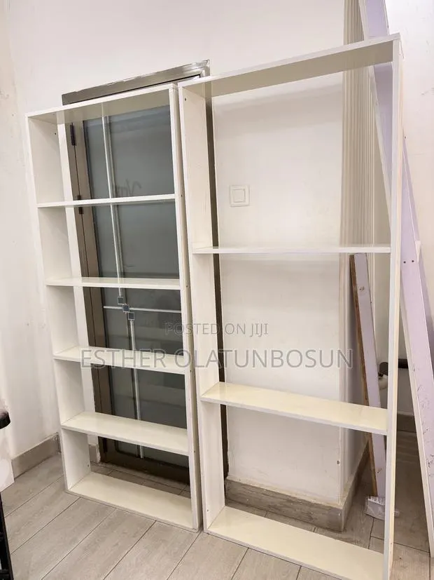 Luxury Shelves · Photo 1