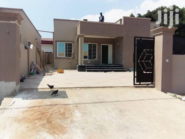 4bdrm House in Spintex for Sale · Photo 4