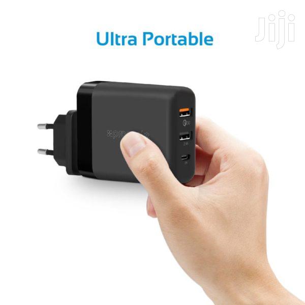 Promate Powerhub-qc.UK – 30W Quick Charging Universal USB-C · Photo 3