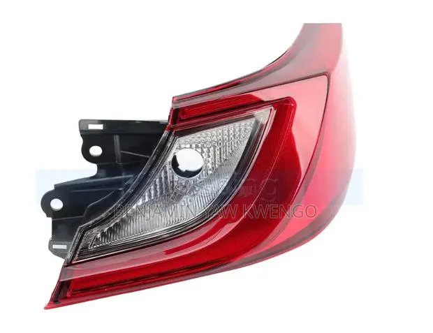 Toyota Camry 2024 Le/Se Tail Lamp · Photo 1