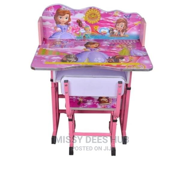 Adjustable Study Desk for Kids · Photo 4