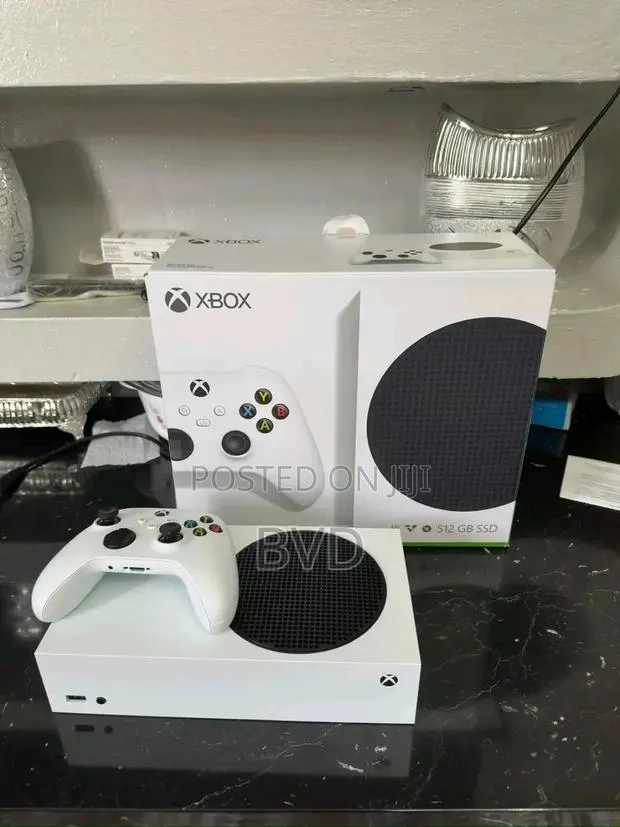Xbox Series S With 10games · Photo 1