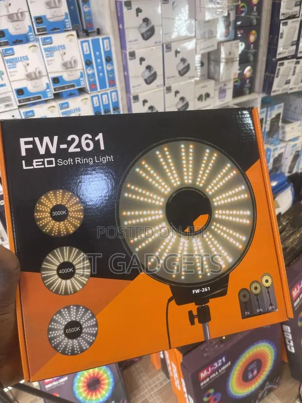 FW-261 LED Soft Ring Light With Tripod Stand · Photo 1