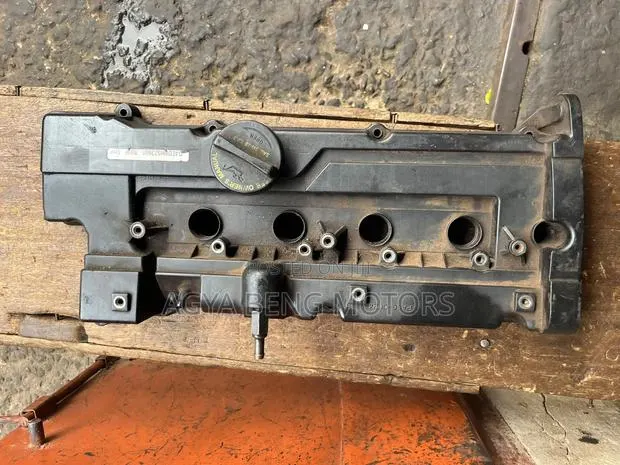 Hyundai Accent/Kia Rio 1.6L Top Cover · Photo 1