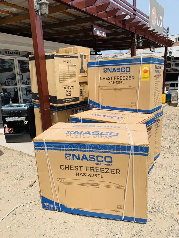 Accurate Nasco NAS-425FL 318-Liter Single-Door Chest Freezer · Photo 1