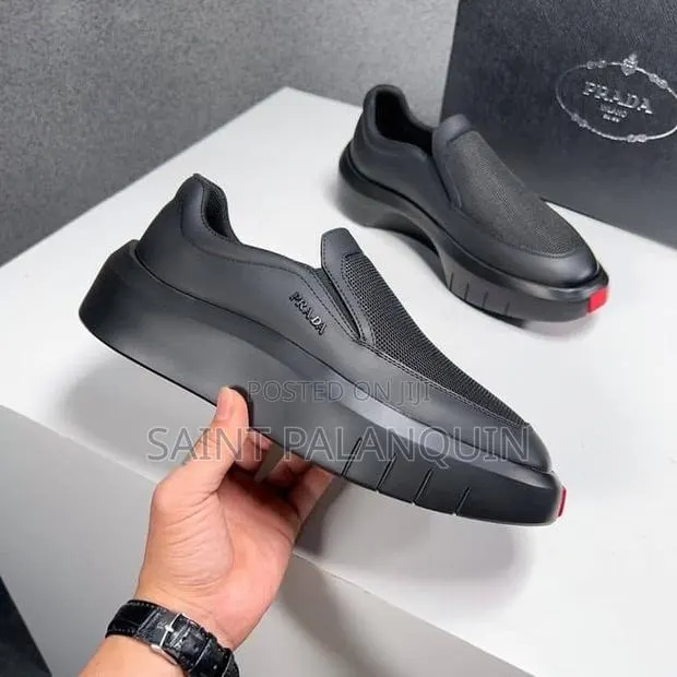 Prada Sneakers · Photo 1