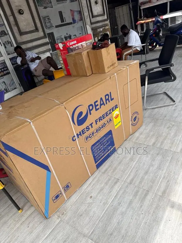 Newly in Box Chat Double Door Freezer Pearl 508L PCF-6040-1A · Photo 1