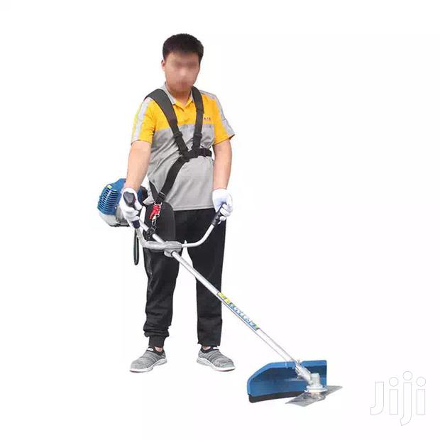 Hand Mower · Photo 1