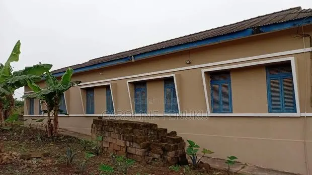 4bdrm House in Akuapim North for sale · Photo 1