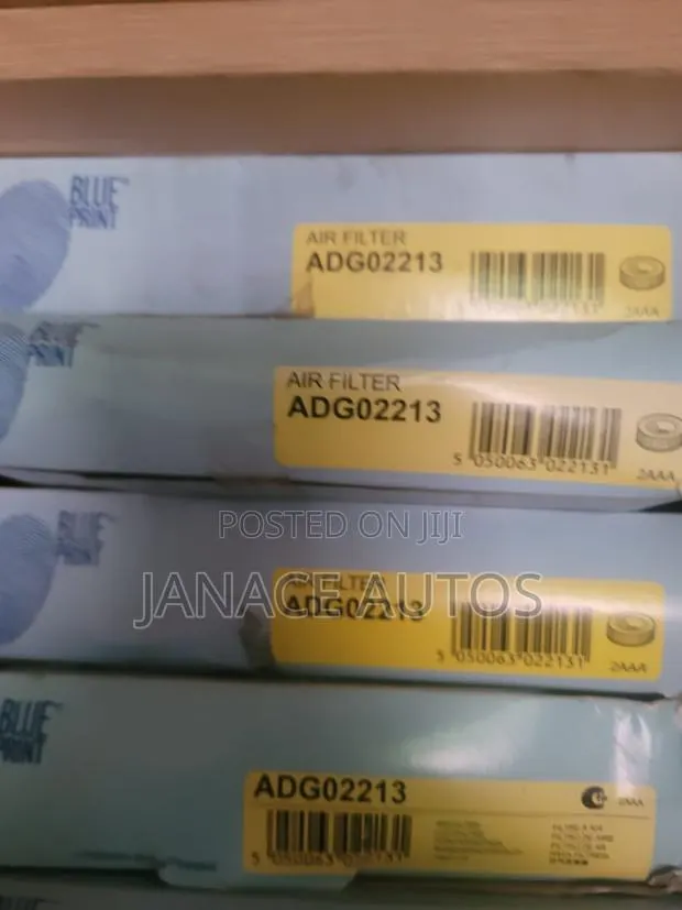 Hyundai Coupe Lantra Blueprint Adg02213 Air Filter · Photo 1