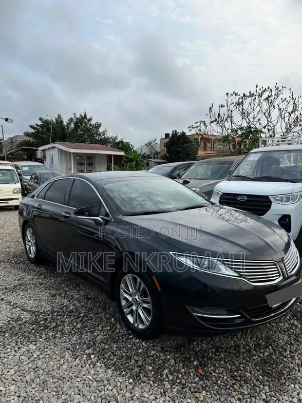 Lincoln MKZ 2014 Black · Photo 1
