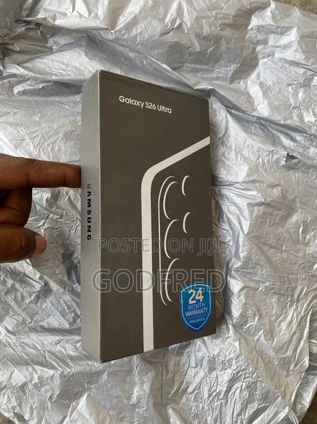 New Samsung Galaxy S26 Ultra 5G 1 TB Black · Photo 1