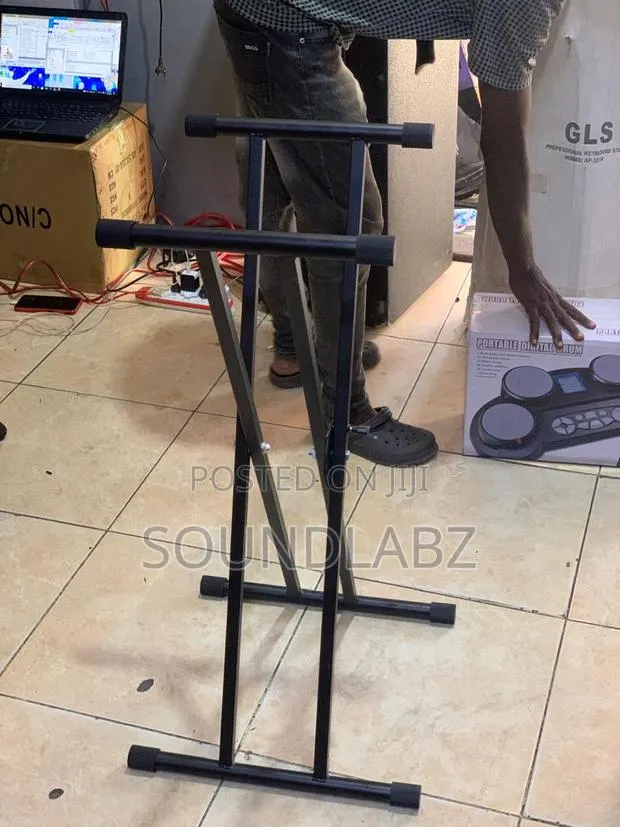 Single Keyboard Stand · Photo 1