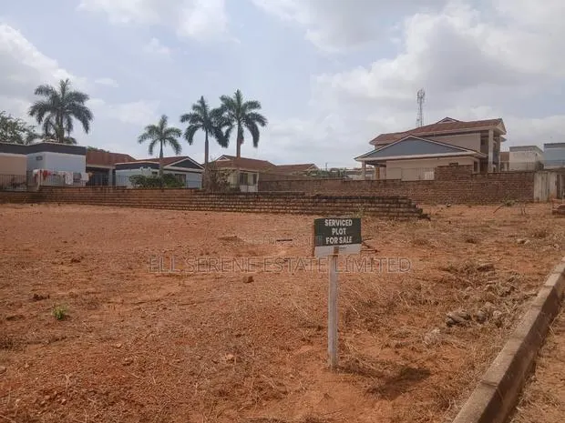 Serviced Plots in Gated Estate · Photo 1