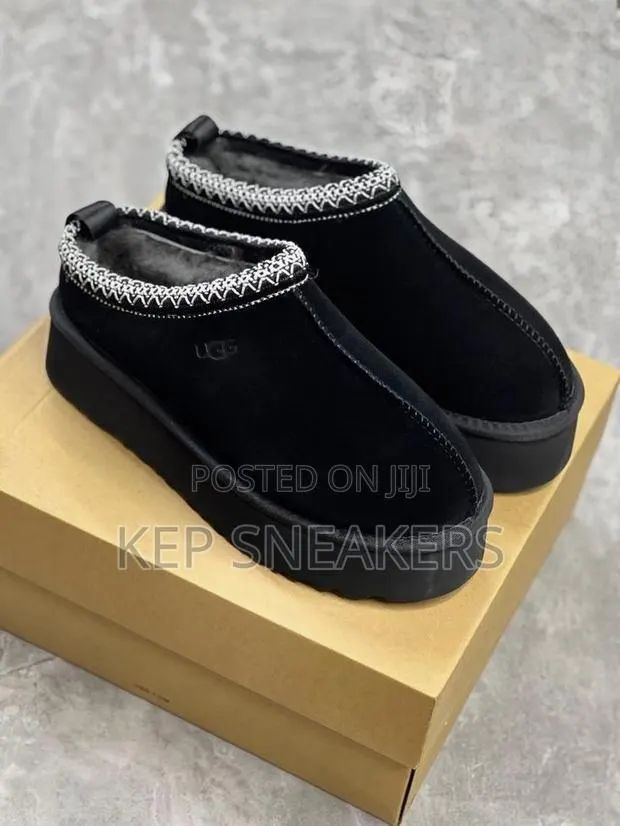 UGG Tazz II Slip-on Platform · Photo 1