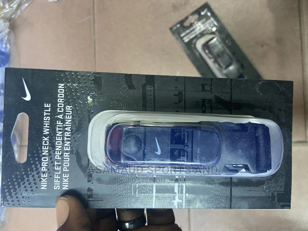 Original Nike Pro Whistle At Cool Price · Photo 6