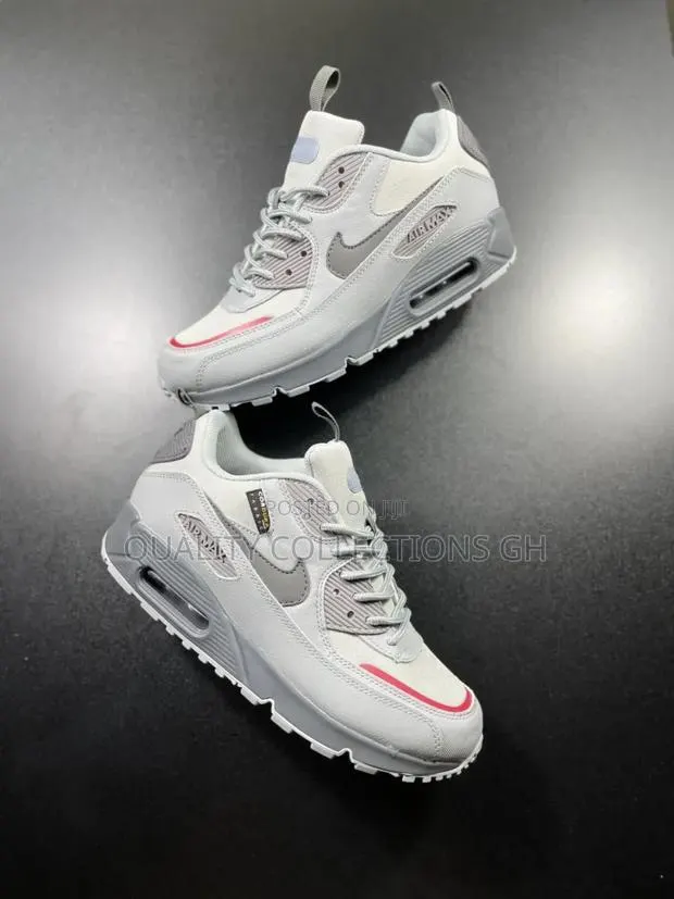 Airmax Ash Sneaker · Photo 1