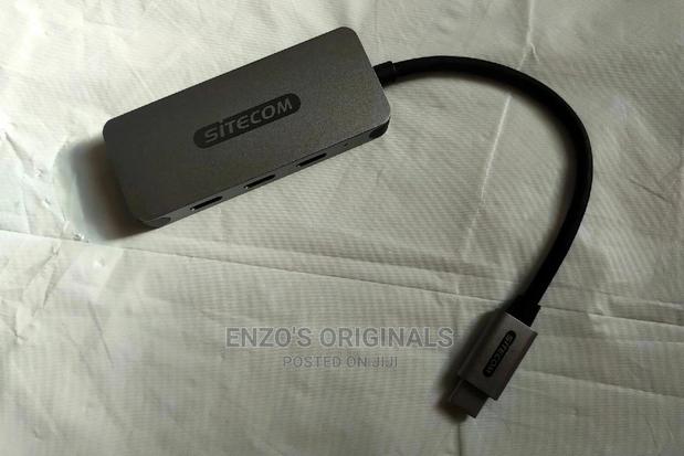 USB-C to 4 Port USB-C Expander or Hub Sitecom Branded. · Photo 5