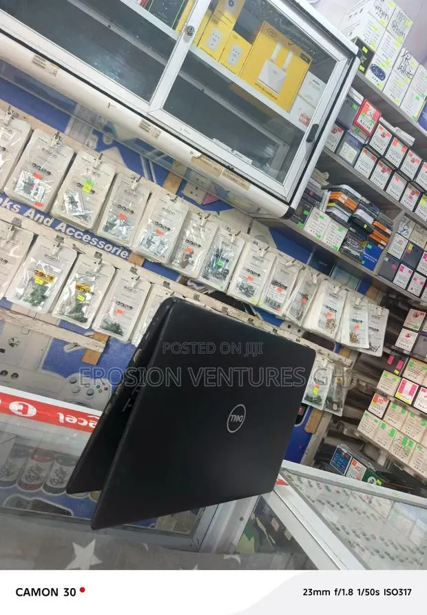Laptop Dell 8GB Intel Core i5 HDD+SSD 256GB · Photo 1