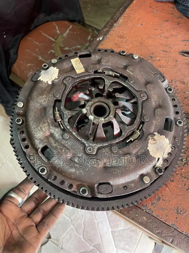 Vw Jetta Complete Clutch System · Photo 1