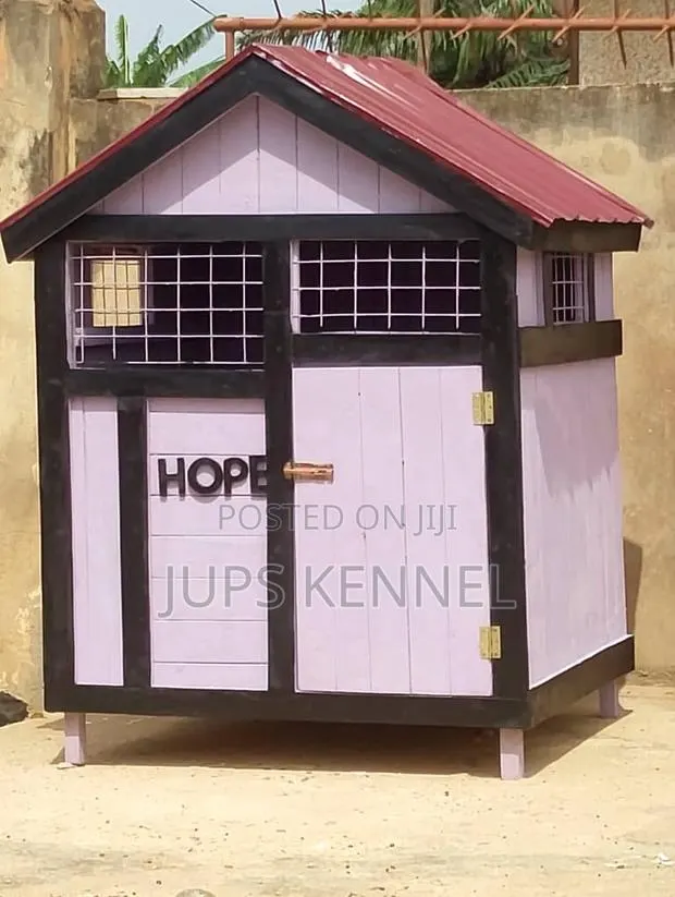 Wooden (Pallet) Kennel/ Cage · Photo 1