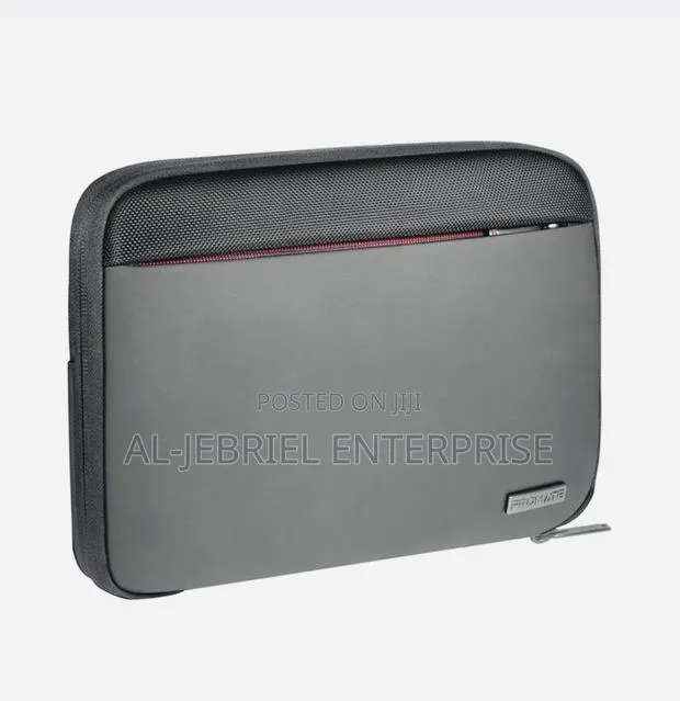Tablet and Travel Case · Photo 1