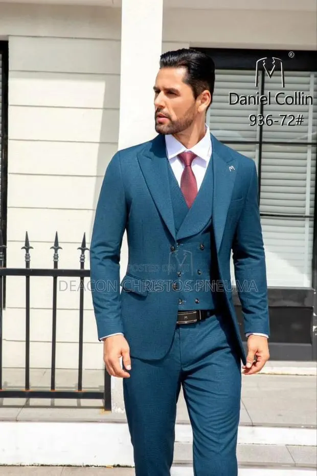 3 Piece Suit · Photo 1
