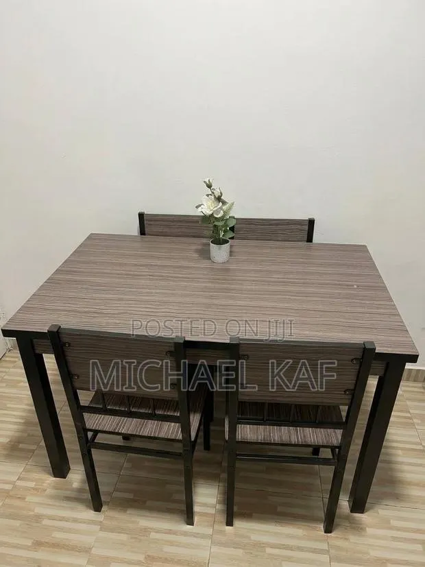 Full Dinning Set · Photo 1