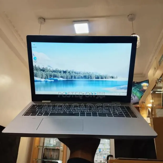 Laptop HP 650 G4 8GB Intel Core i5 SSD 256GB · Photo 1