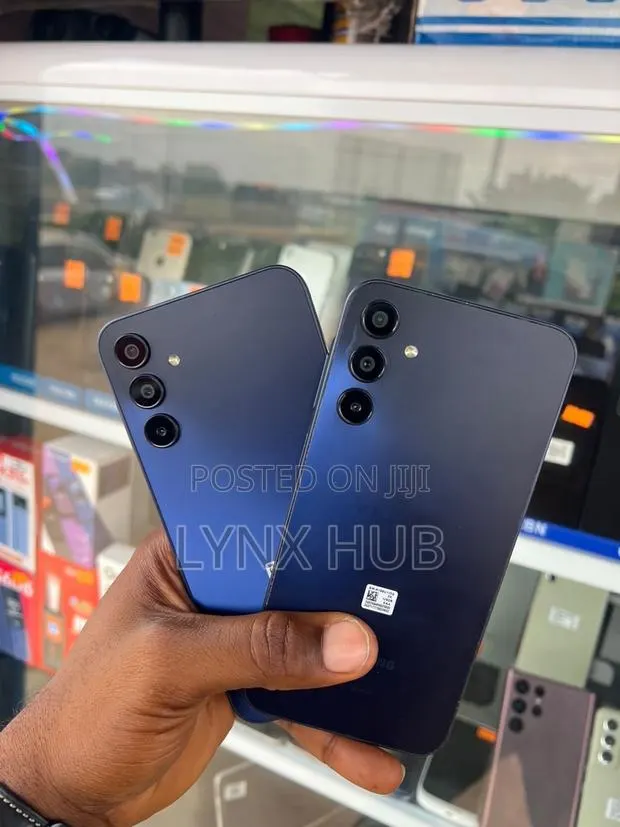 Samsung Galaxy A15 5G 128 GB Blue · Photo 1