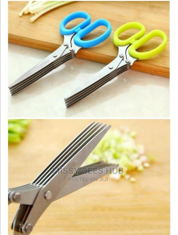 5 Layers Multi-Functional Kitchen Scissors · Photo 4