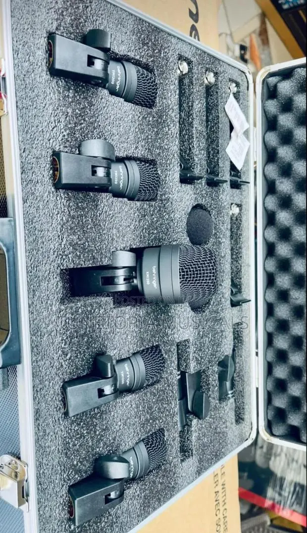 Behringer Bc1200 Professional 7-piece Drum Microphone Set. · Photo 1