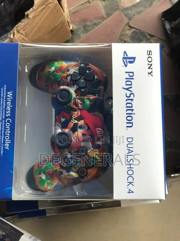 Playstation 4 Controllers · Photo 3