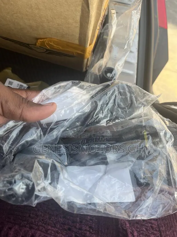 Genesis Gv70 OEM Tie Rod Ends · Photo 1