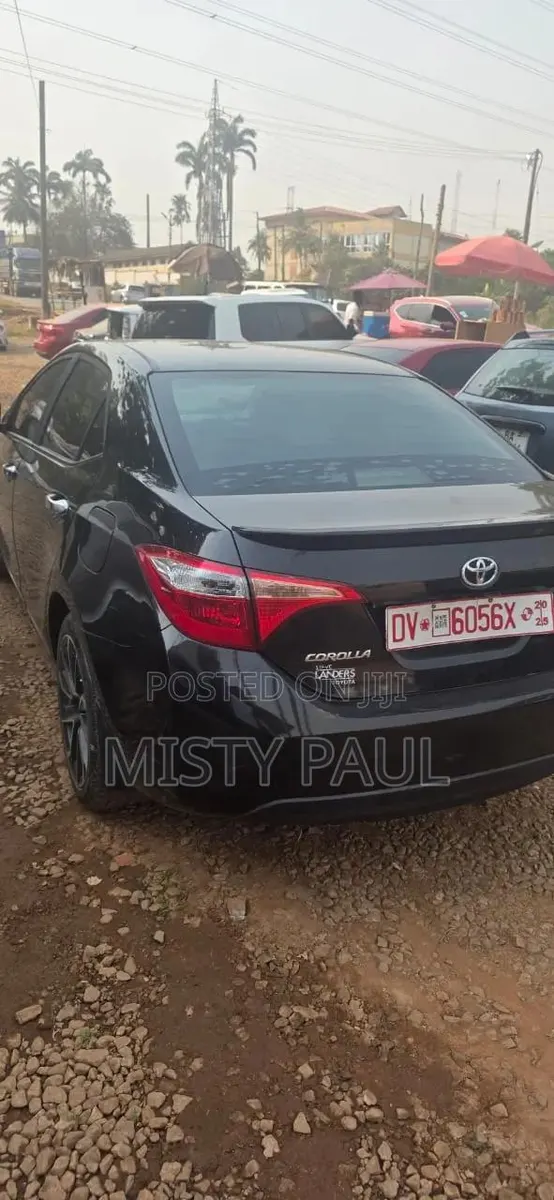 Toyota Corolla 2019 Black · Photo 1