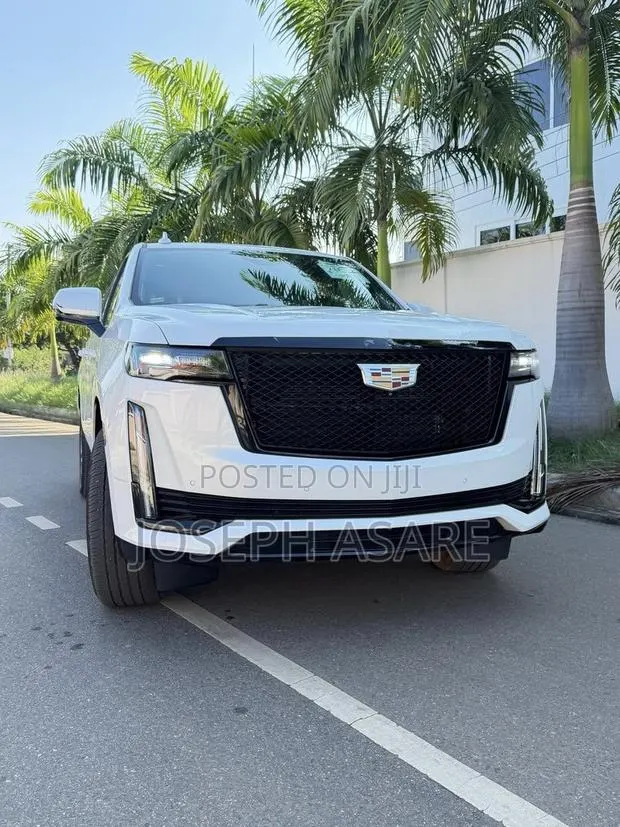 Cadillac Escalade 2022 White · Photo 1