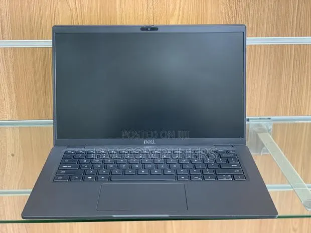 Laptop Dell Latitude 7410 16GB Intel Core i5 SSD 256GB · Photo 1
