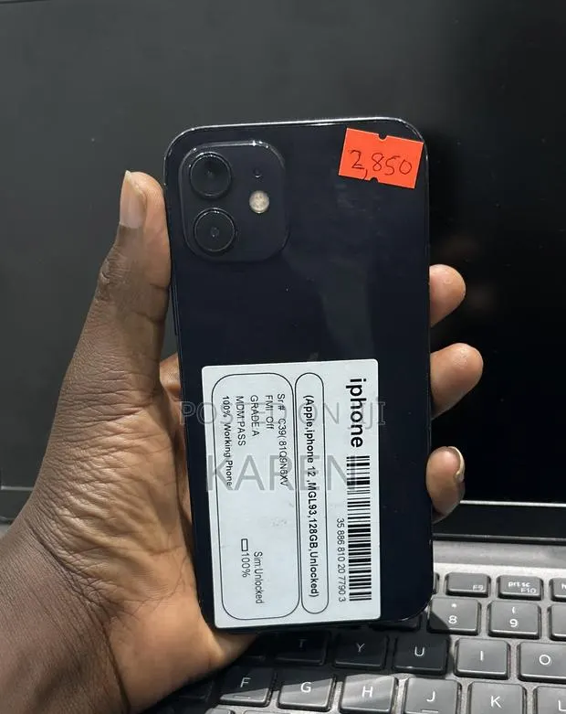 Apple iPhone 12 128 GB Black · Photo 1