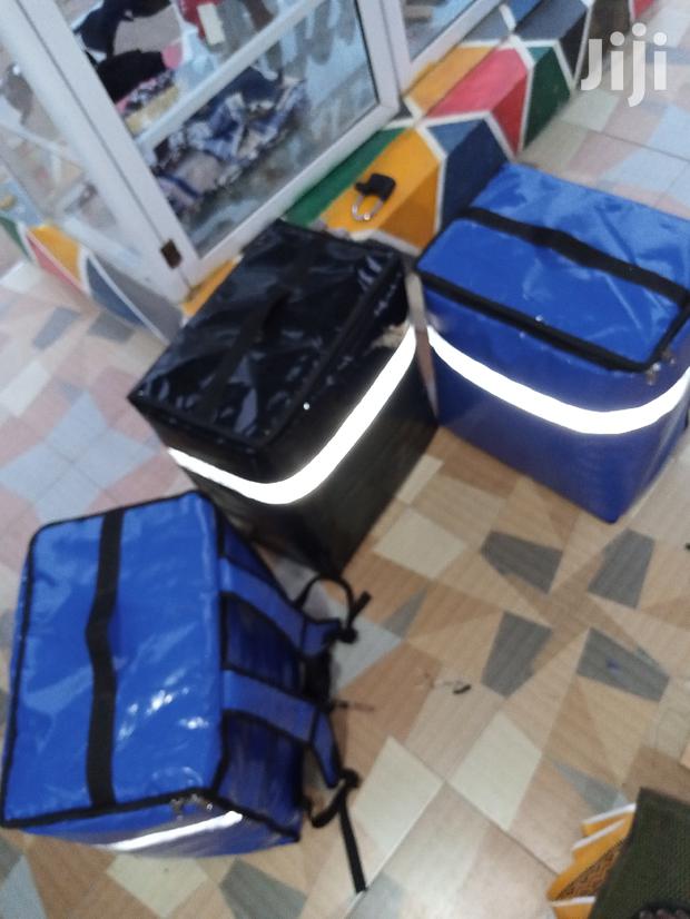 Quality Waterproof Delivery/Courier/Dispatch Bags · Photo 1