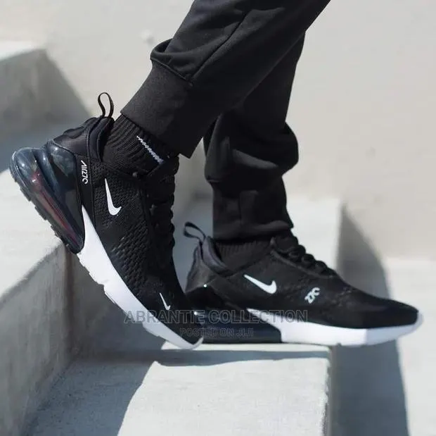 Airmax 270 Black/White · Photo 1