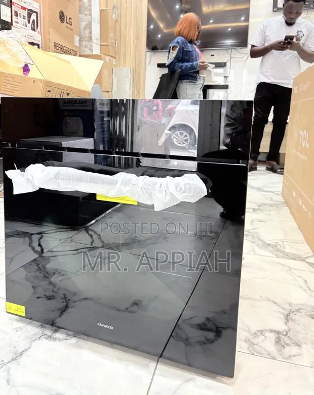Extremely Sleek Kenwood 90cm Gas and Electric Oven(Glass) · Photo 1