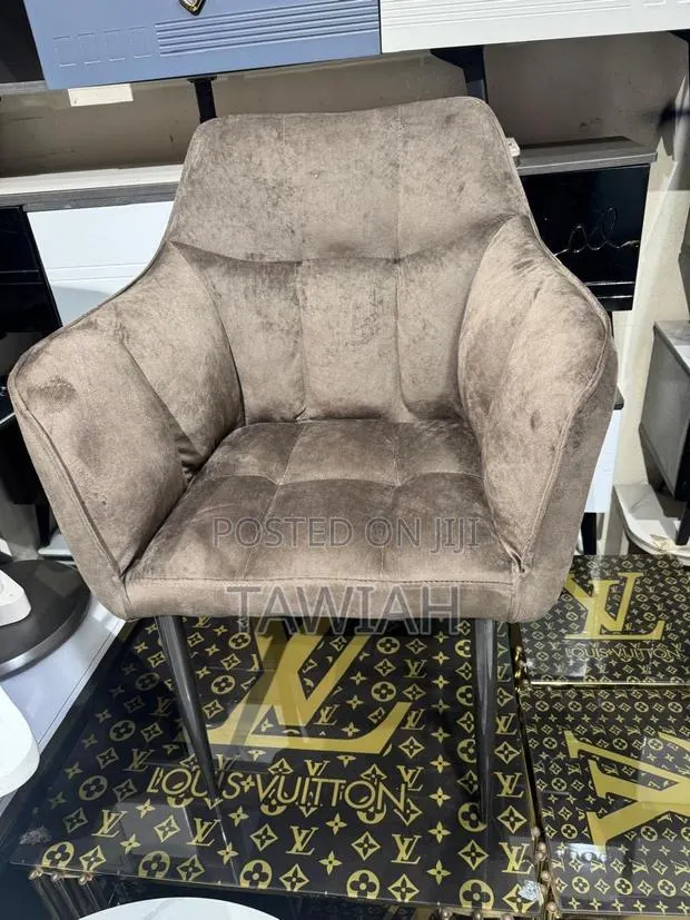 Home Furniture · Photo 1