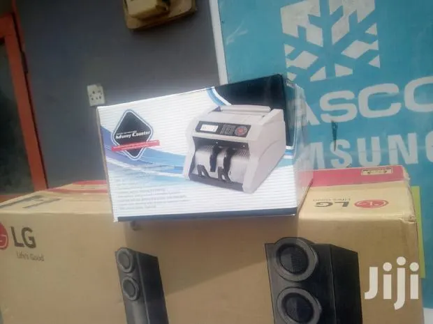 Cute Money Counting Machine · Photo 1