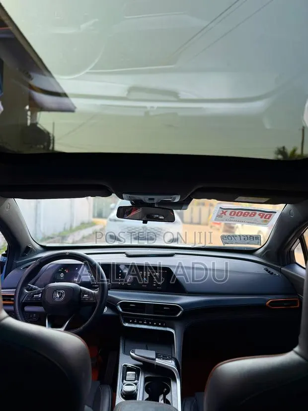 Changan UNI-T 2.0 FWD 2022 Blue · Photo 1